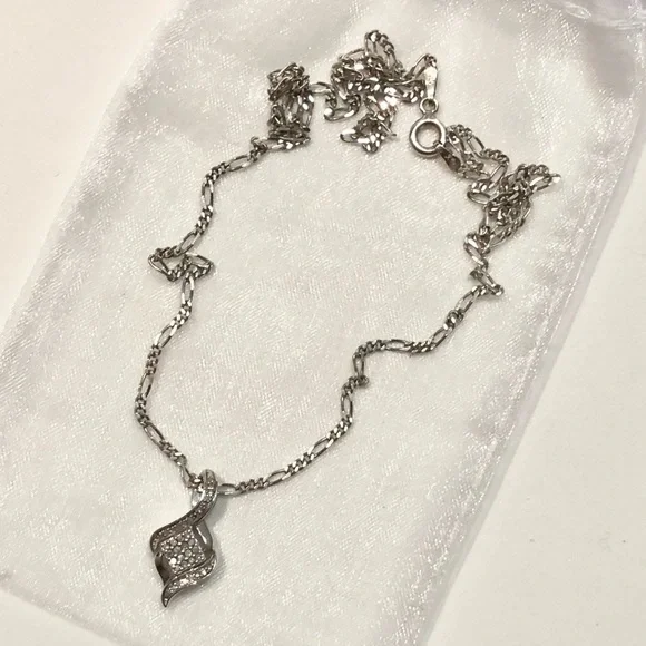 🌹🍃New Sparkling Diamond Cluster Sterling Silver Figaro Link Pendant Necklace🍃🌹 - Picture 5 of 9